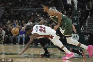 球队在边路 球队在边路